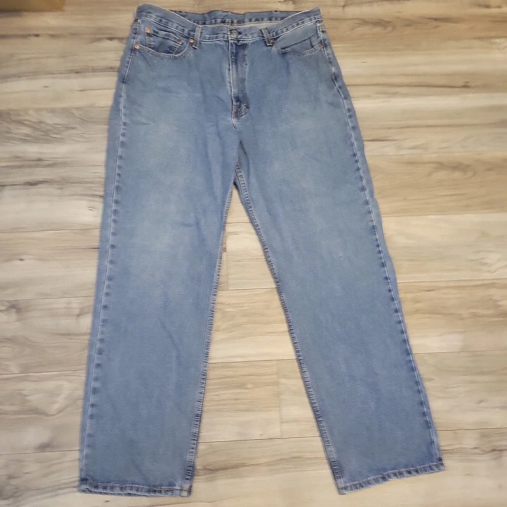 Levis levi 550
